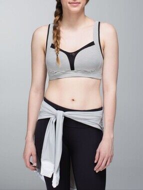 34C Lululemon Ta Ta Tamer II Hyper Stripe Angel Wing / Black Bralette Sports Bra